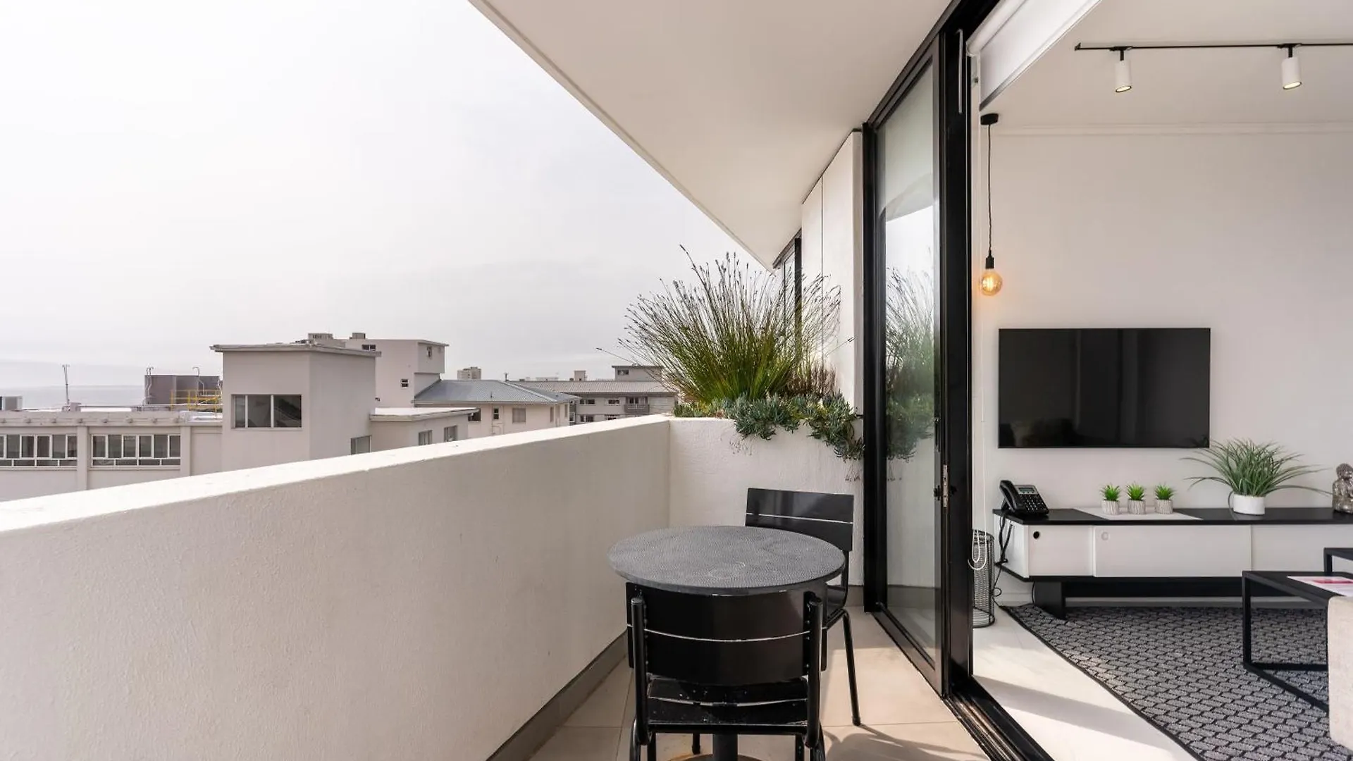 Flamingo 701: 7Th Floor Sea View Apartment Ciudad del Cabo 0*,  Sudáfrica