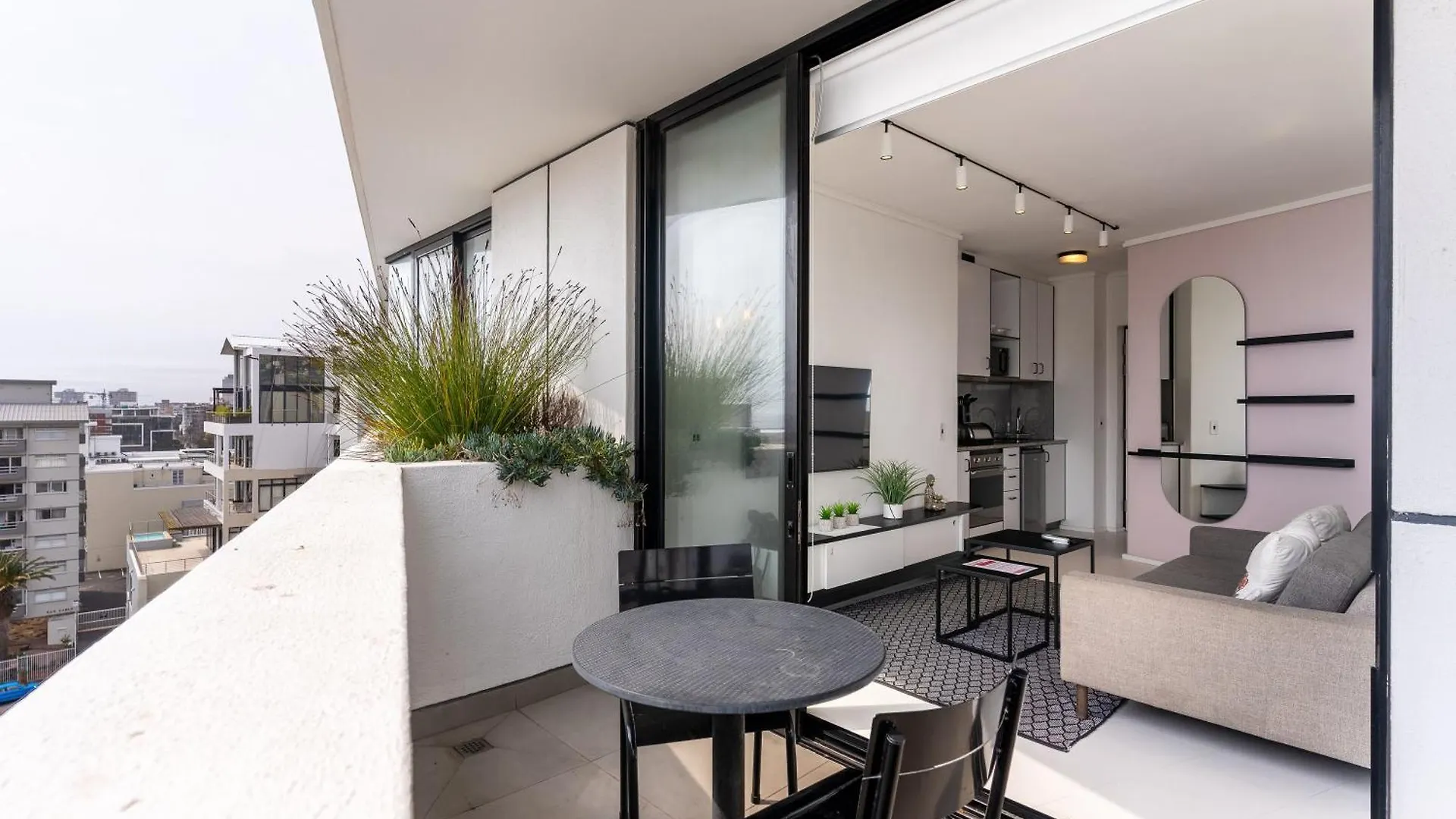 Flamingo 701: 7Th Floor Sea View Apartment Ciudad del Cabo